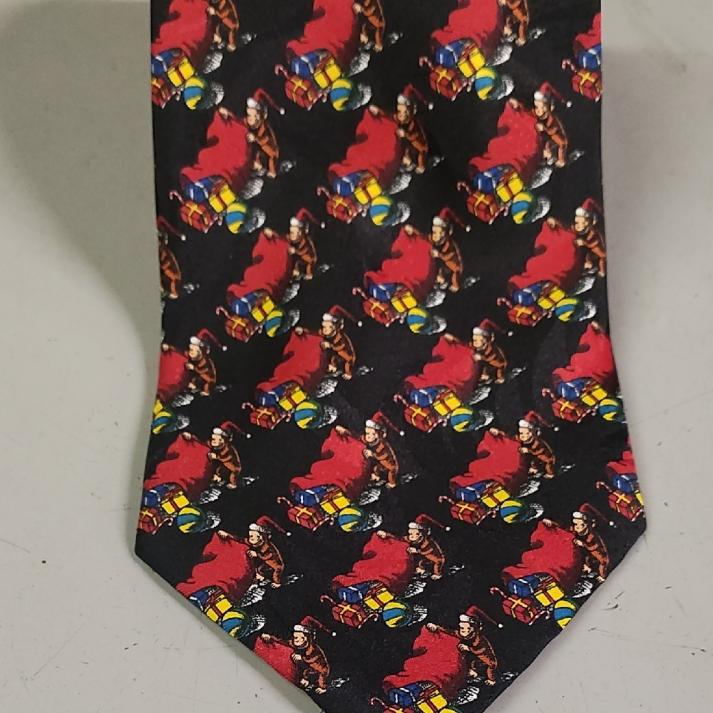 Vibrant Black and Red Men's Tie